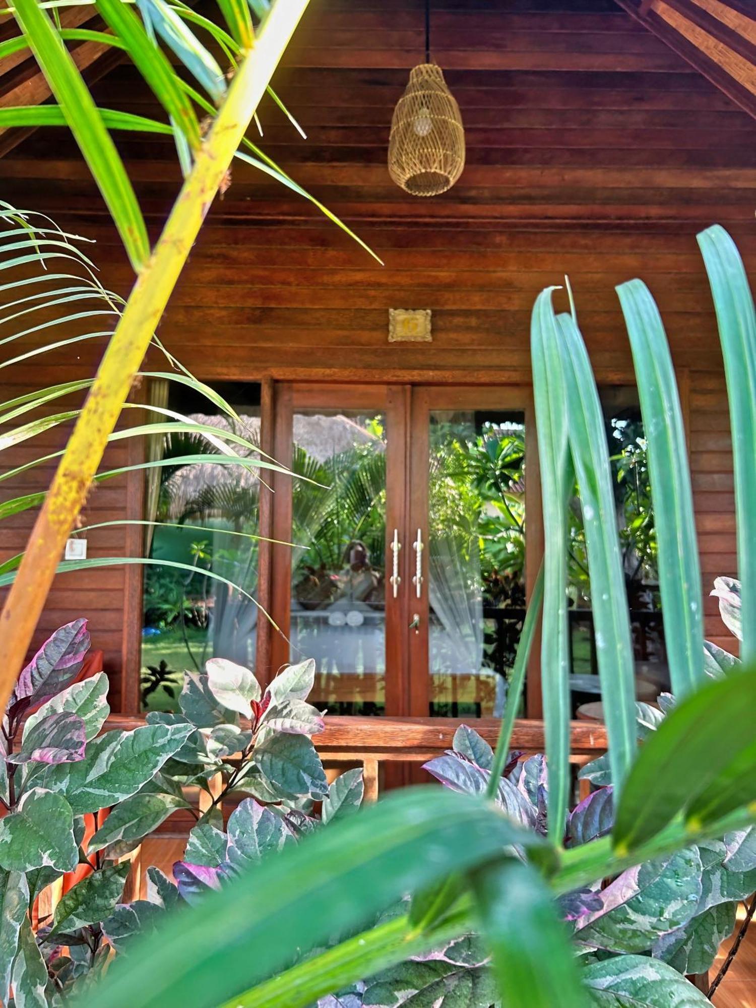 Bed and Breakfast Island Garden Huts Lembongan Esterno foto