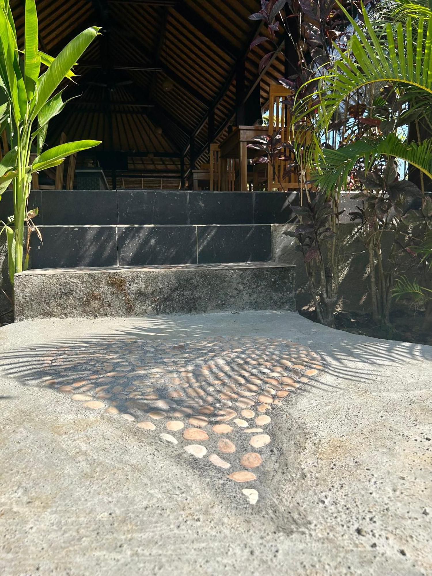Bed and Breakfast Island Garden Huts Lembongan Esterno foto