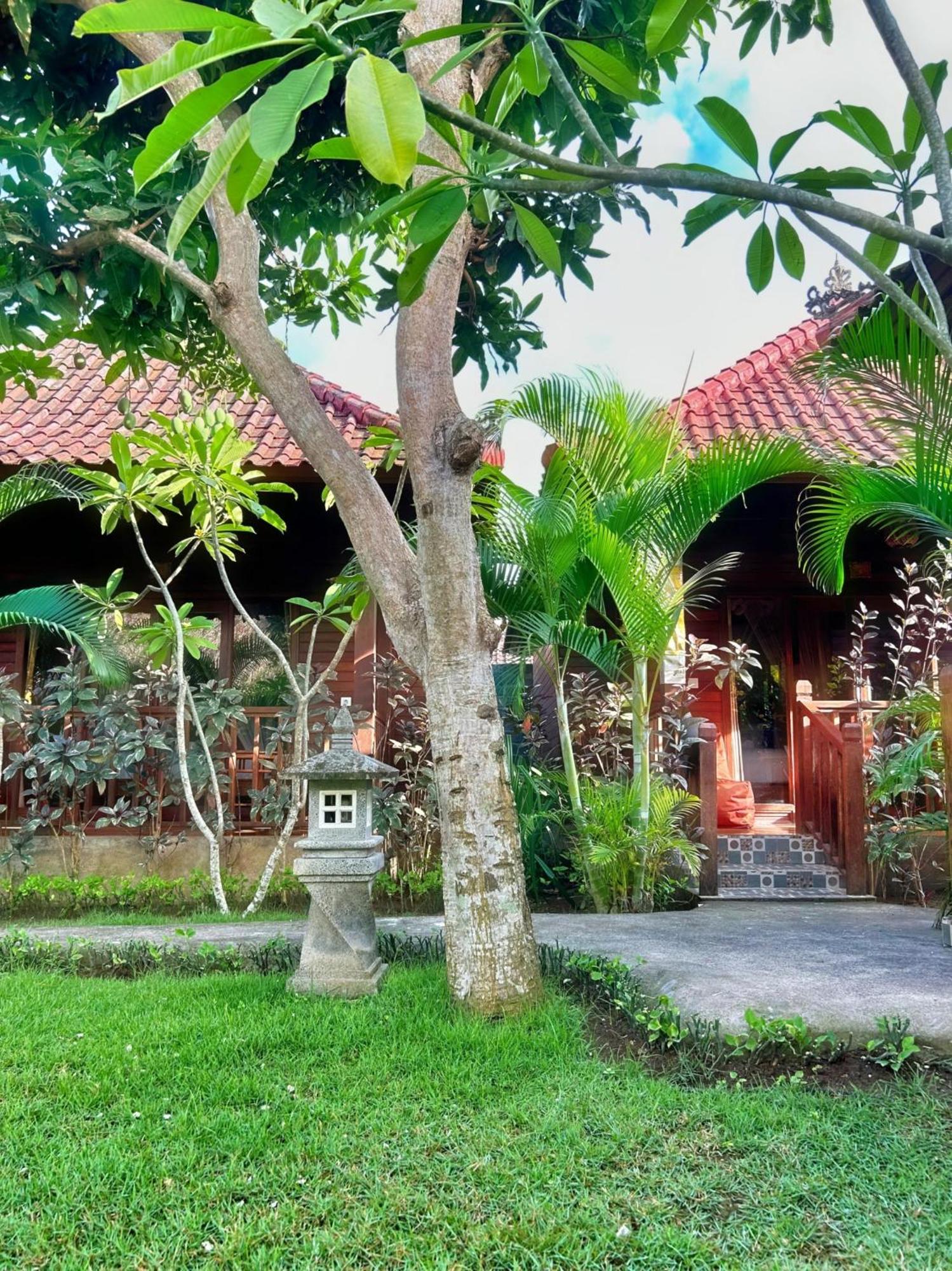 Bed and Breakfast Island Garden Huts Lembongan Esterno foto